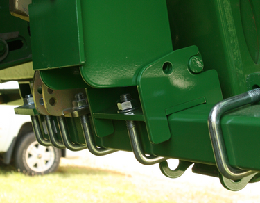LANSS600CSB -- Supplementary kit for John Deere® 600 Series corn heads that utilize storage stands